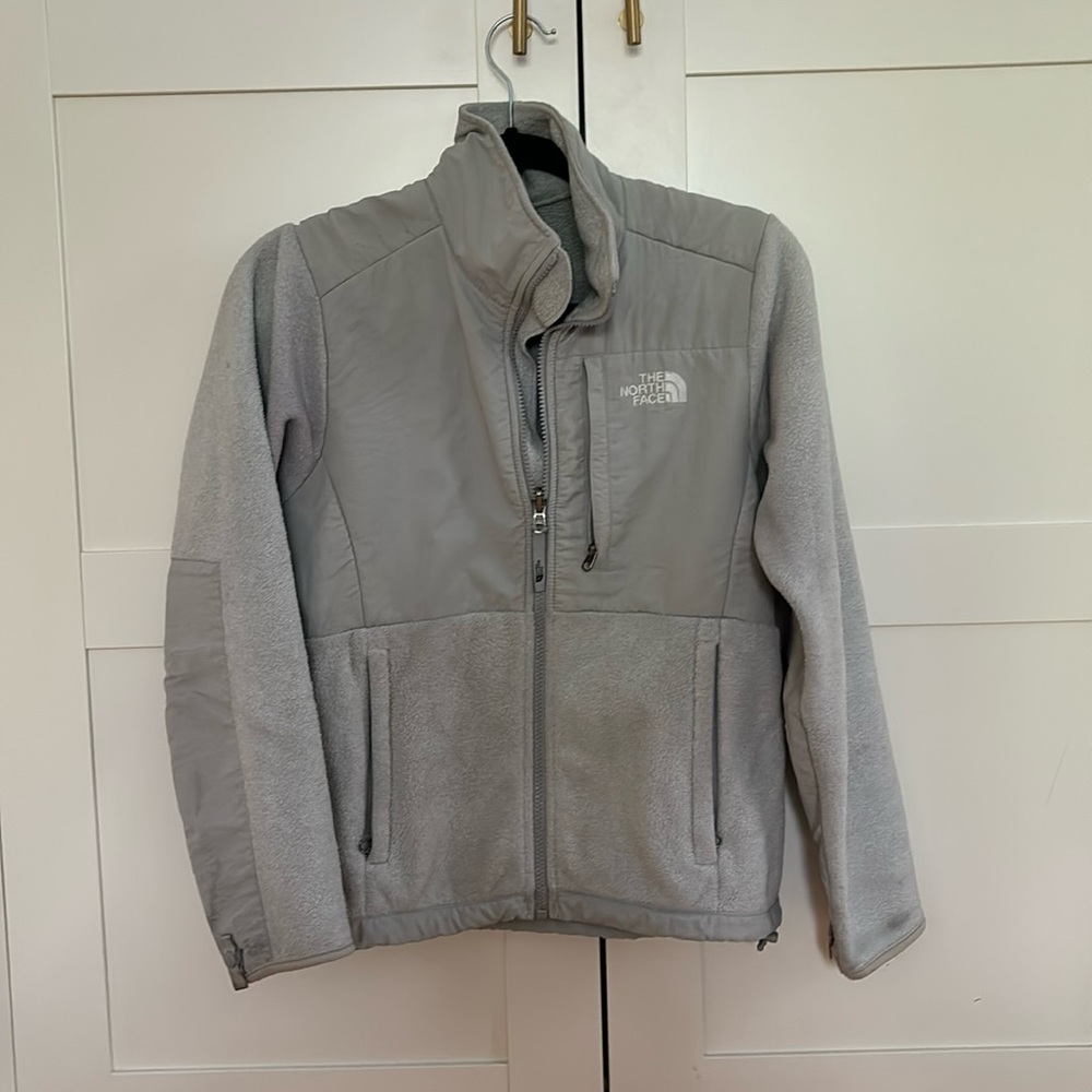 North Face Women’s Zip Up Jacket